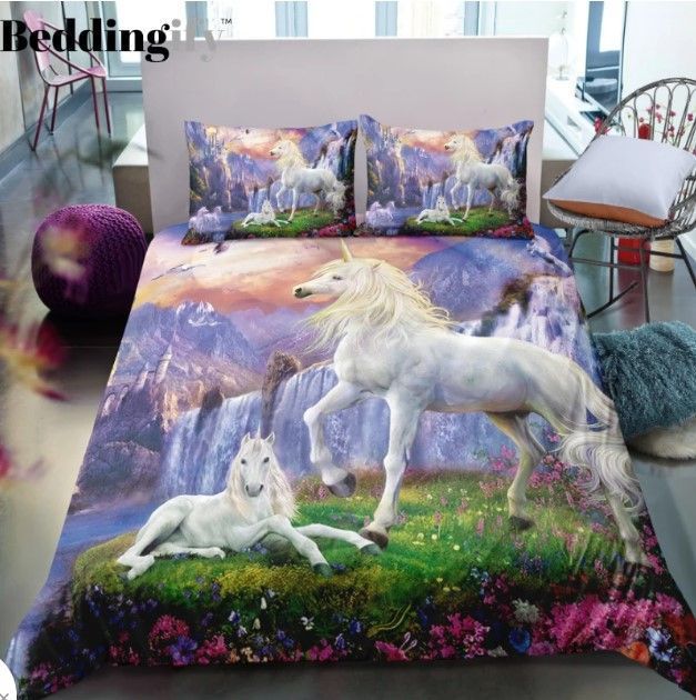 Couple Unicorns Bedding Set