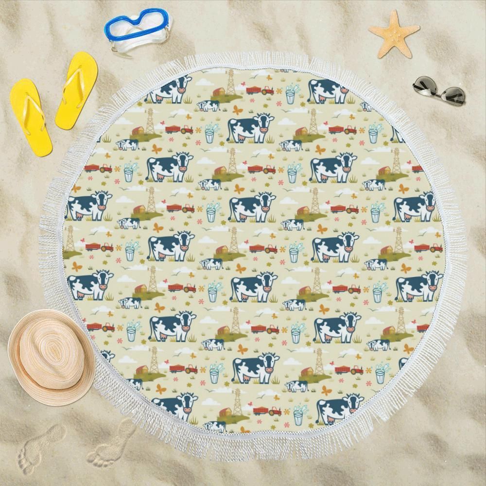 Cow Farm Design Print Round Beach Towel