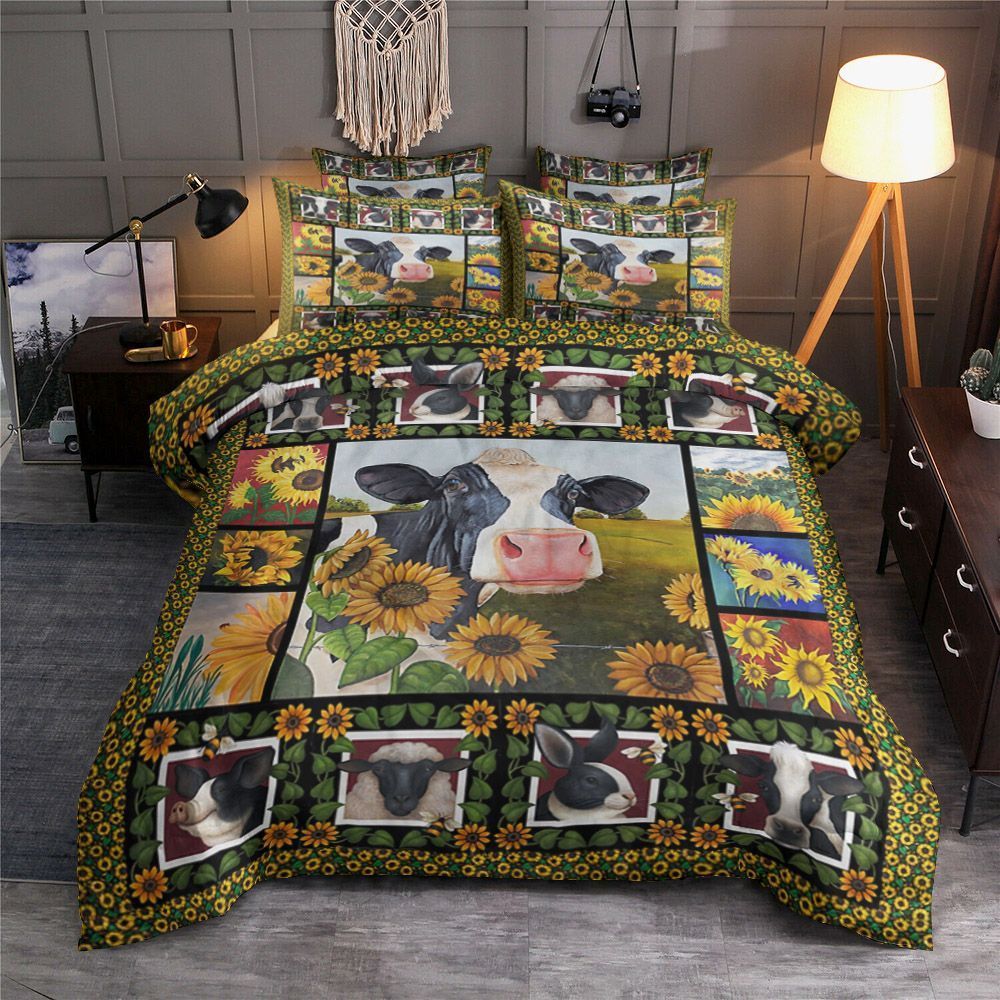 Cow With Animals In Farm Bedding Set