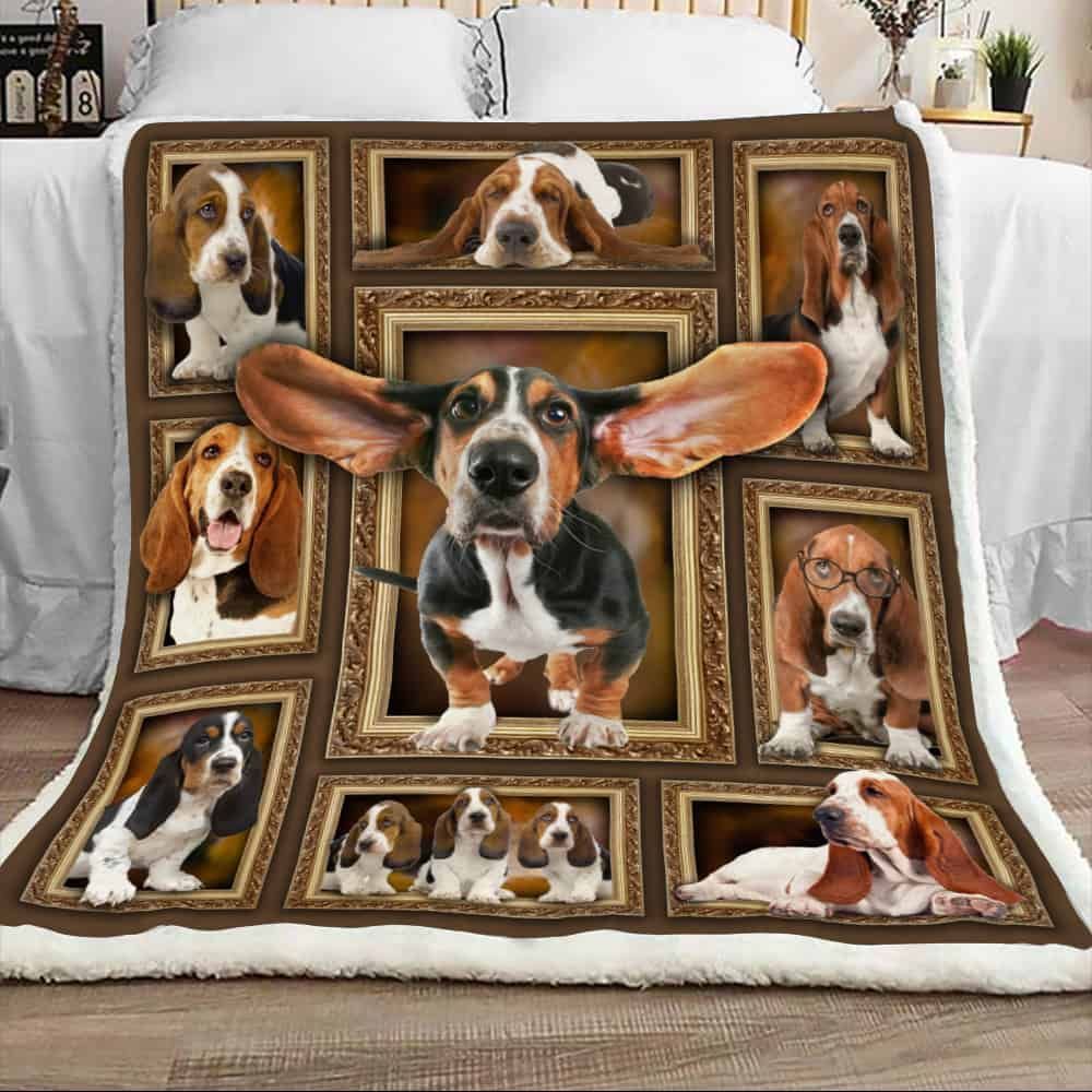Crazy Basset Hound Dog Sherpa Fleece Blanket