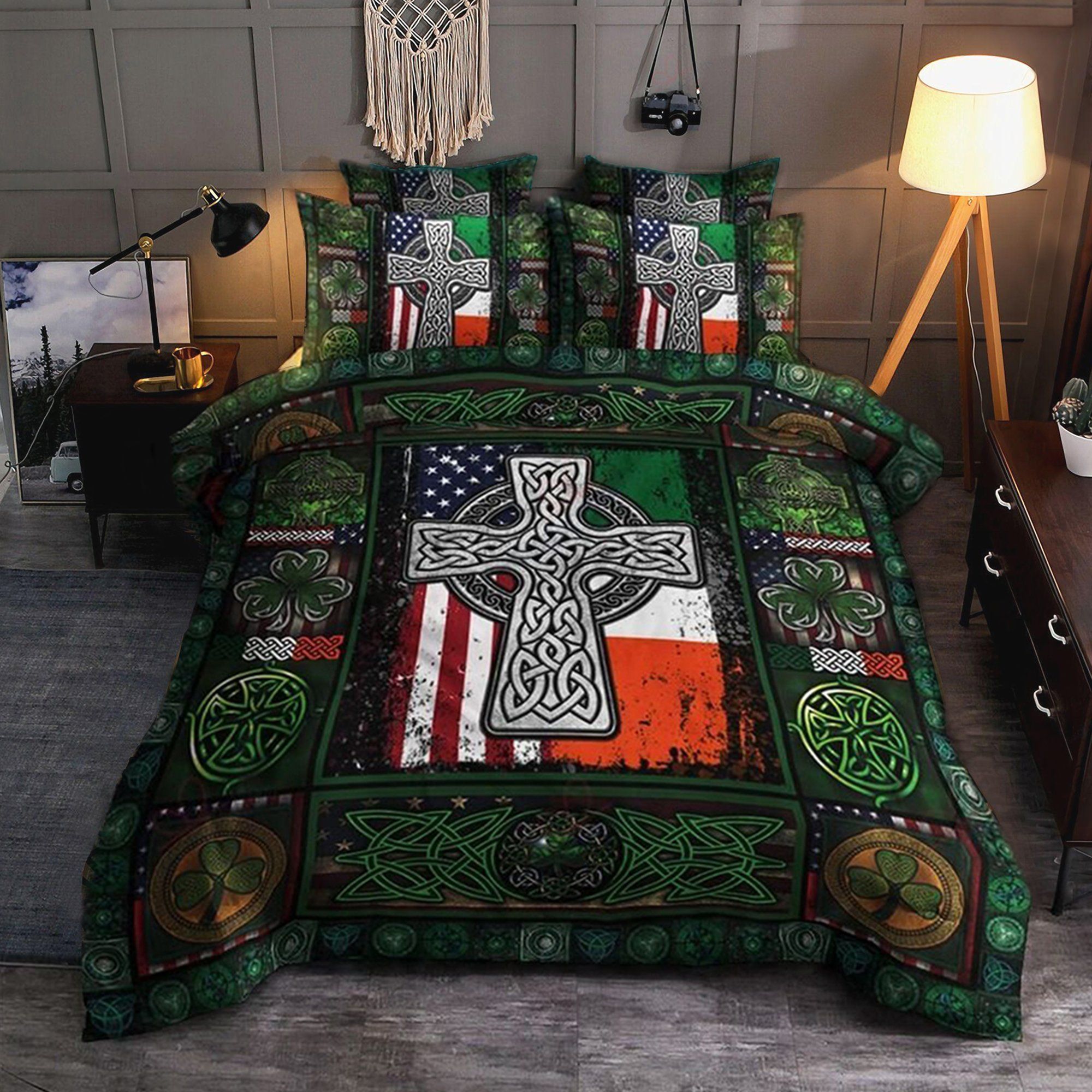 Cross Celtic American Flag Ireland Flag St Patrick’s Day Bedding Set