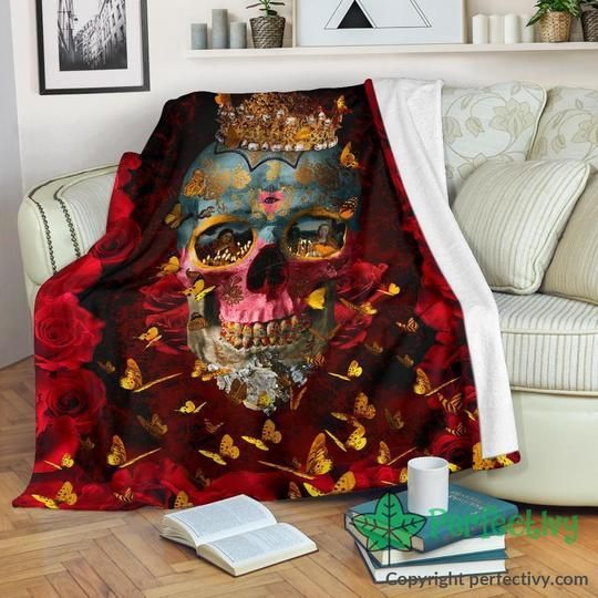 Crown Skull Sherpa Fleece Blanket