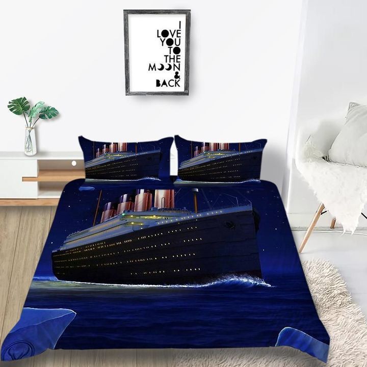Cruise Ship Bedding Set
