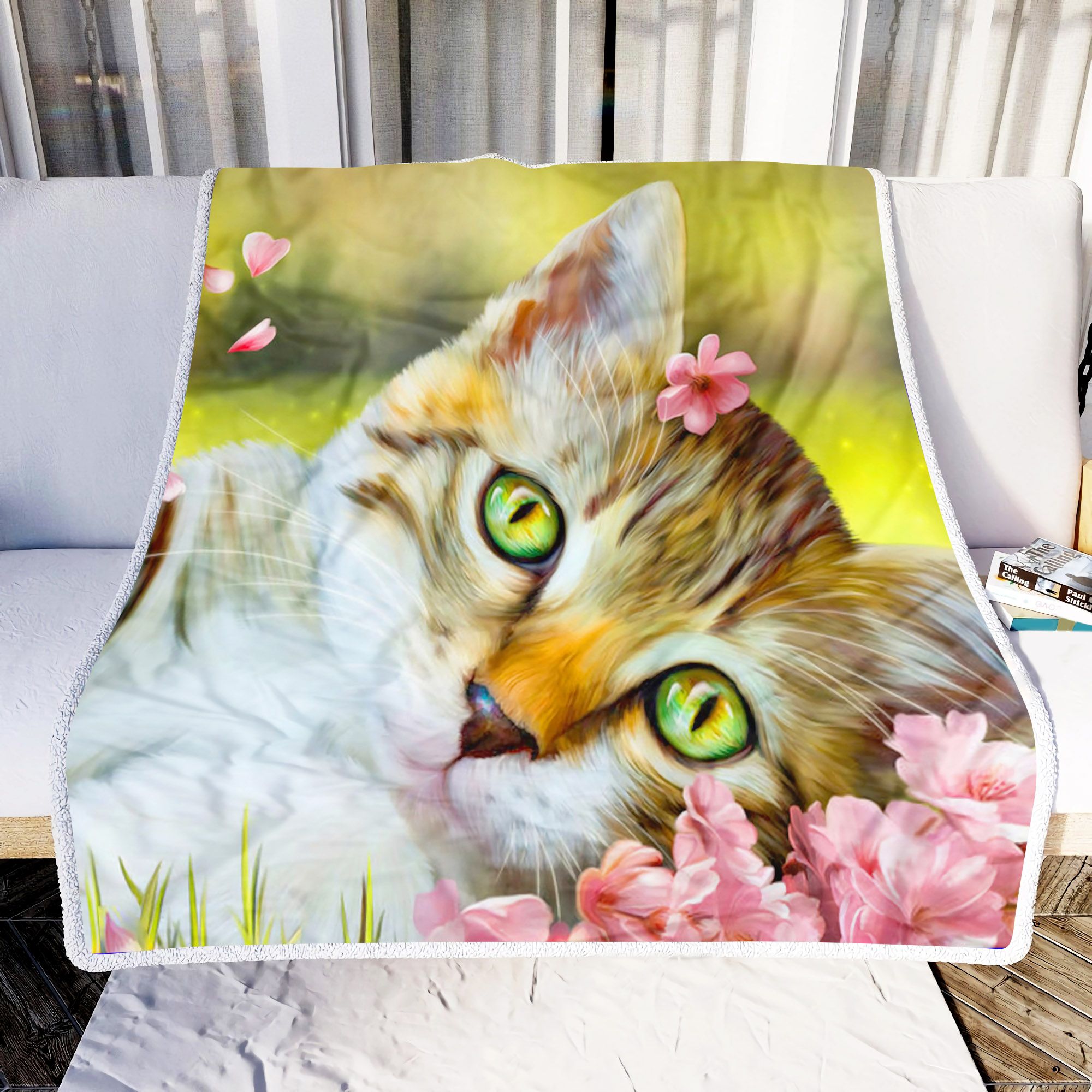 Cute Cat Lying Fleece Blanket