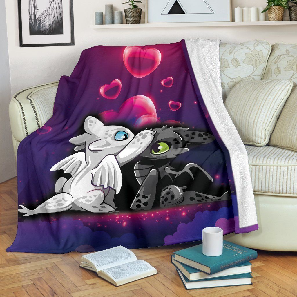 Cute Night Fury And Light Fury Fleece Blanket For Dragon Fans