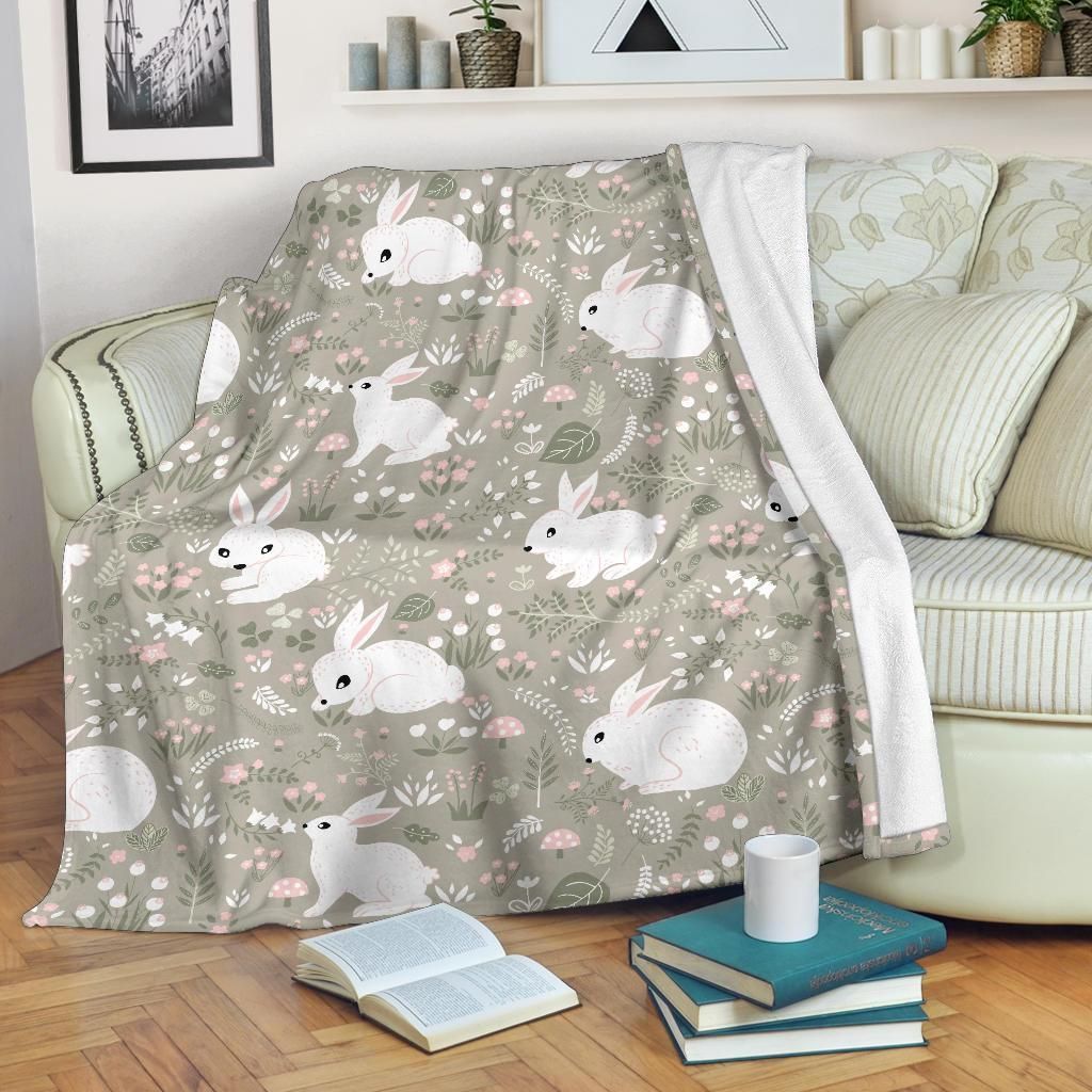Cute Rabbit Pattern Sherpa Fleece Blanket