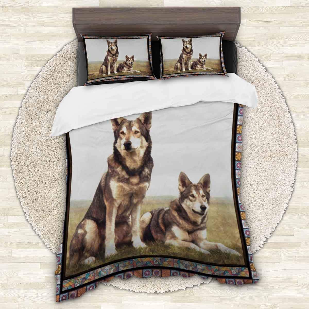 Czechoslovakian Wolfdog Friend Bedding Set