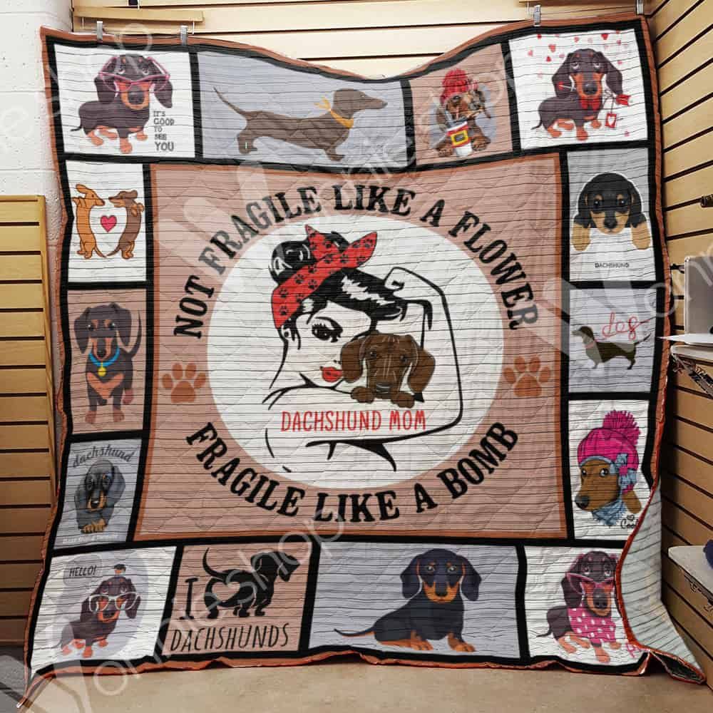 Dachshund Dog Mom Quilt Blanket DHC1002642TD