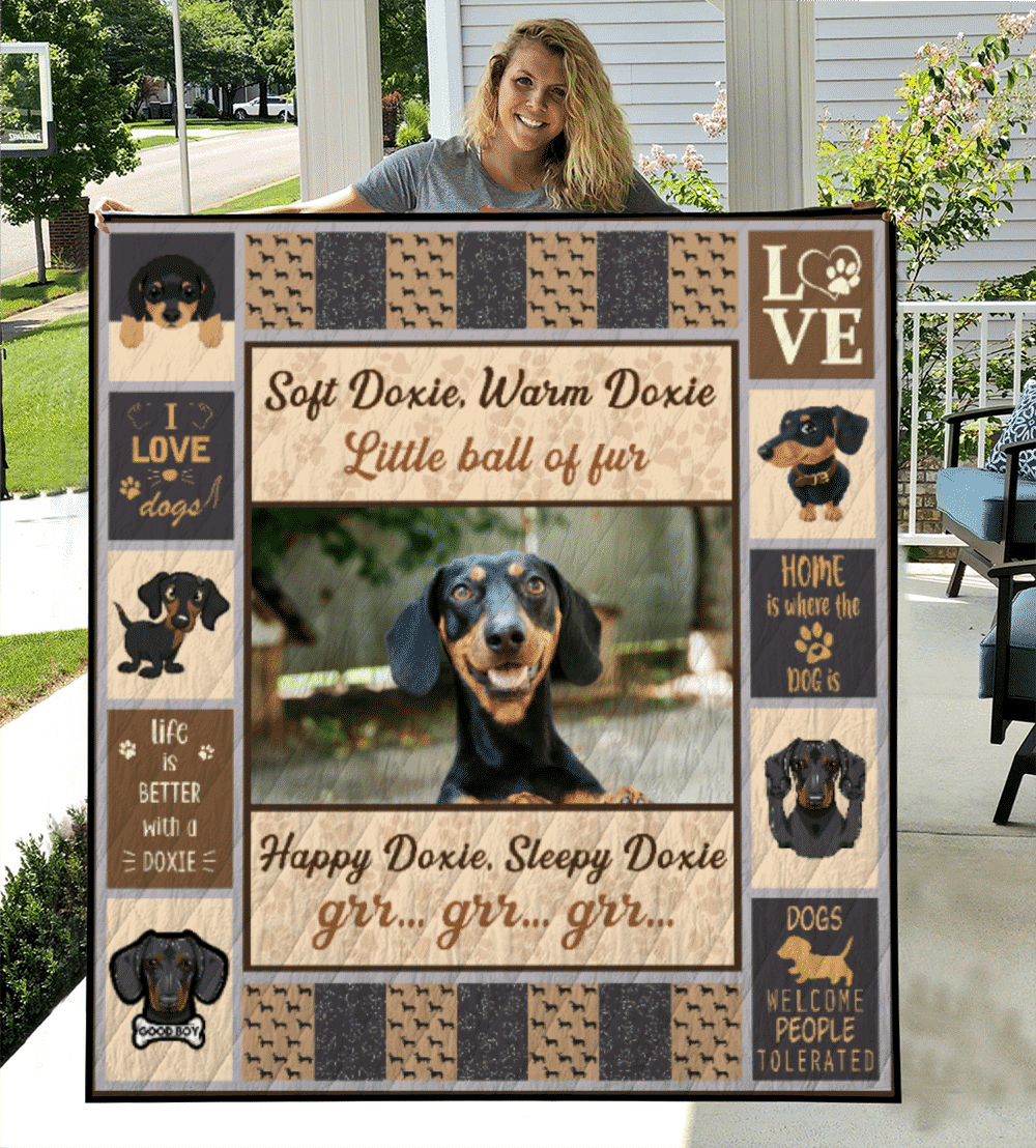Dachshund Happy Doxie Quilt Blanket DHC31121357TD
