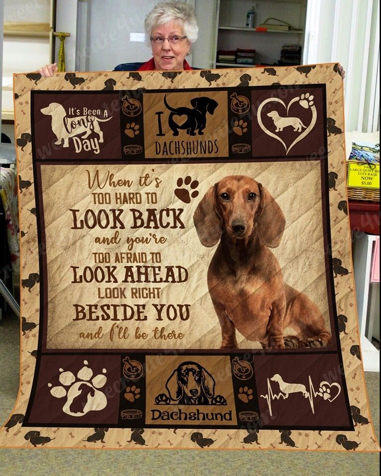 Dachshund Love Toxic Quilt Blanket DHC31121137TD