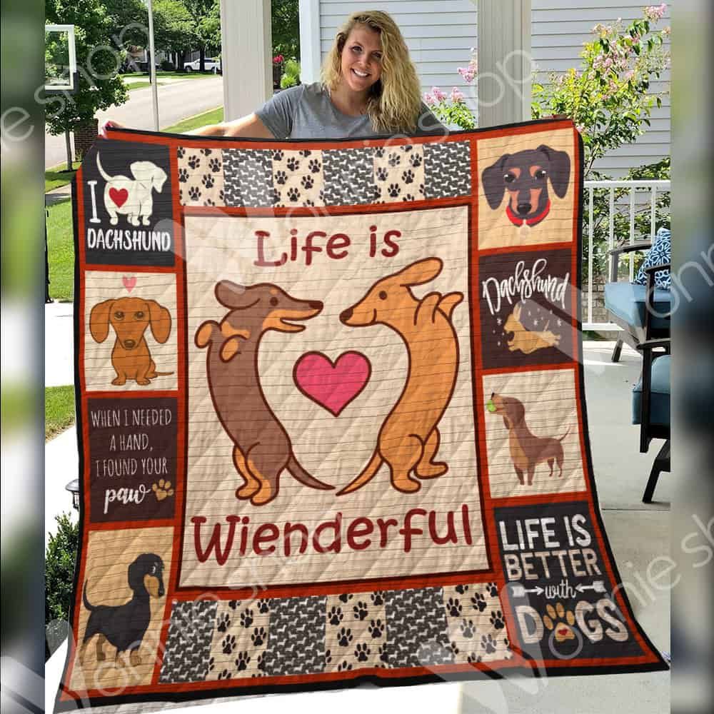 Dachshund Quilt Blanket DHC1312499VT