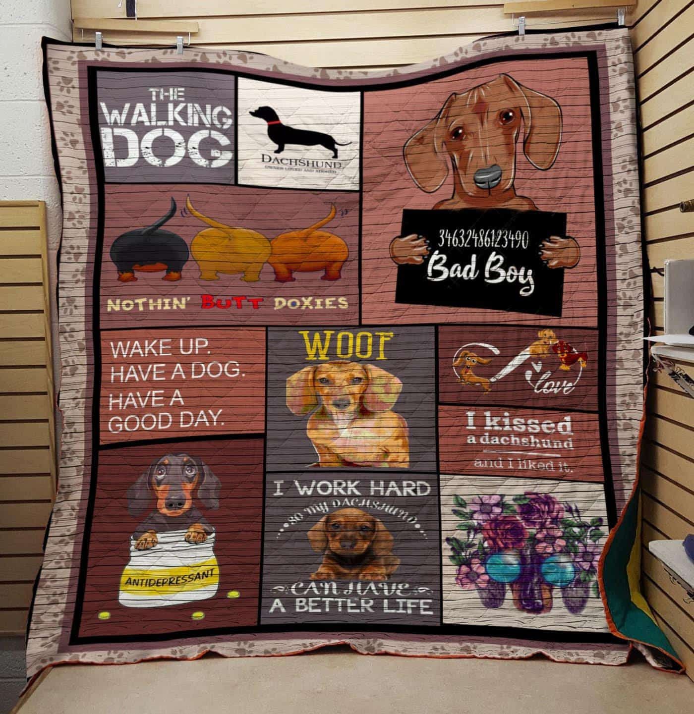 Dachshund The Walking Dog Quilt Blanket DHC3112363TD