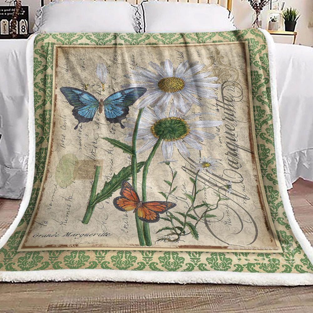Daisy Butterfly Sherpa Fleece Blanket
