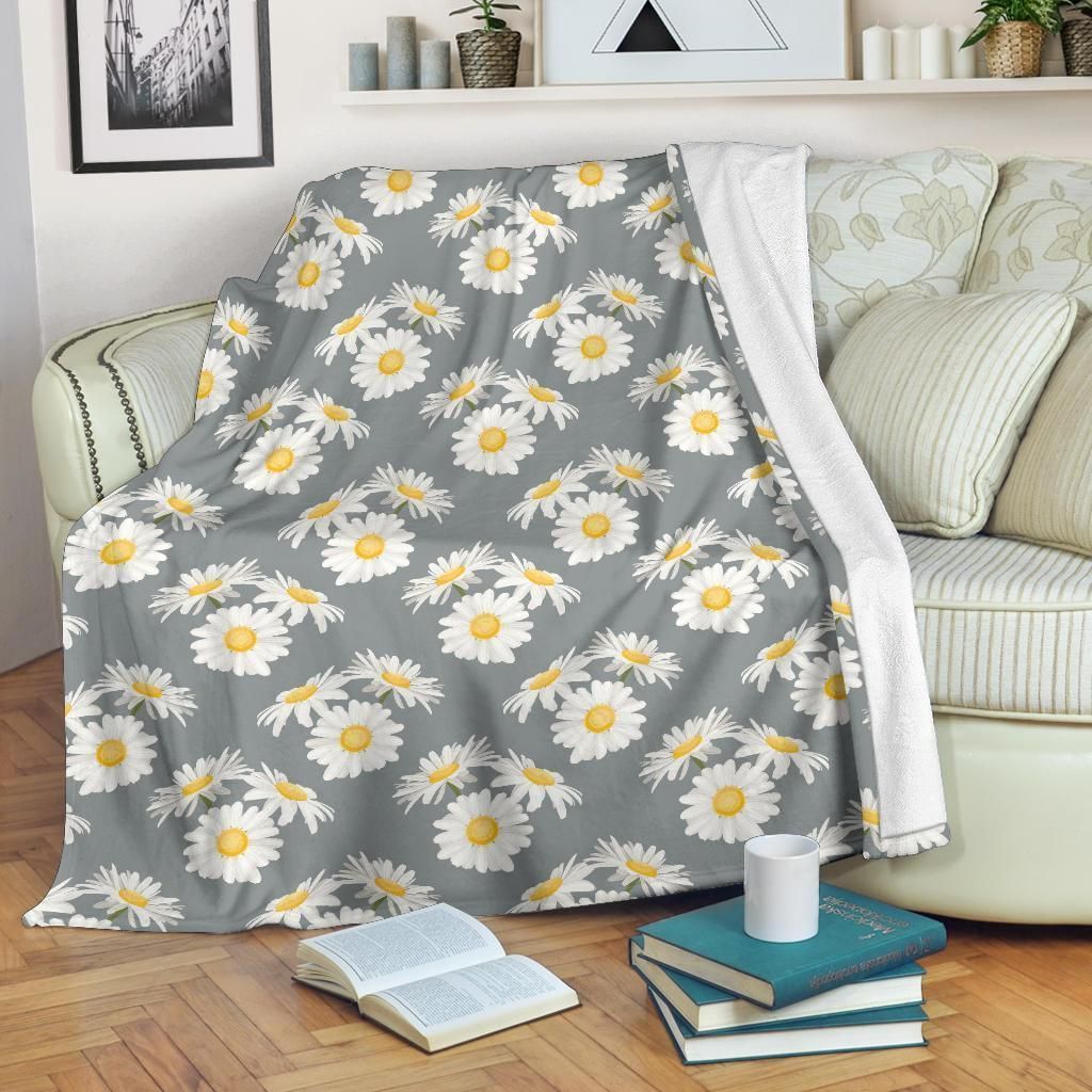 Daisy Pattern Print Design Gray Fleece Blanket