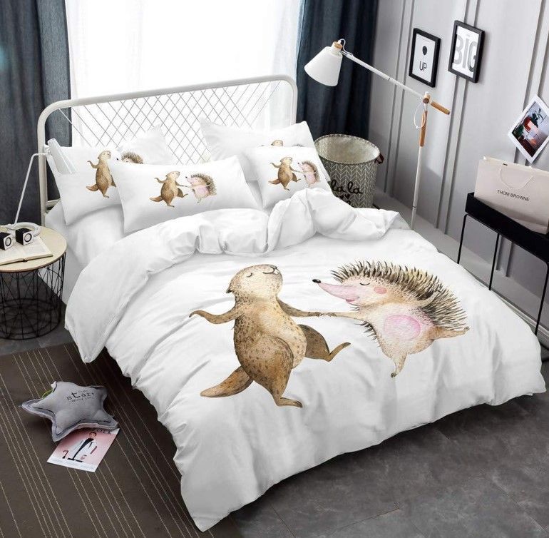 Dancing Hedgehog Squirrel Bedding Set