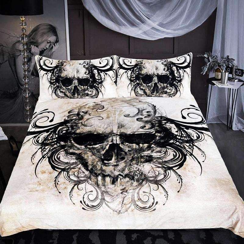 Darkness Contrasted Skull Bedding Set
