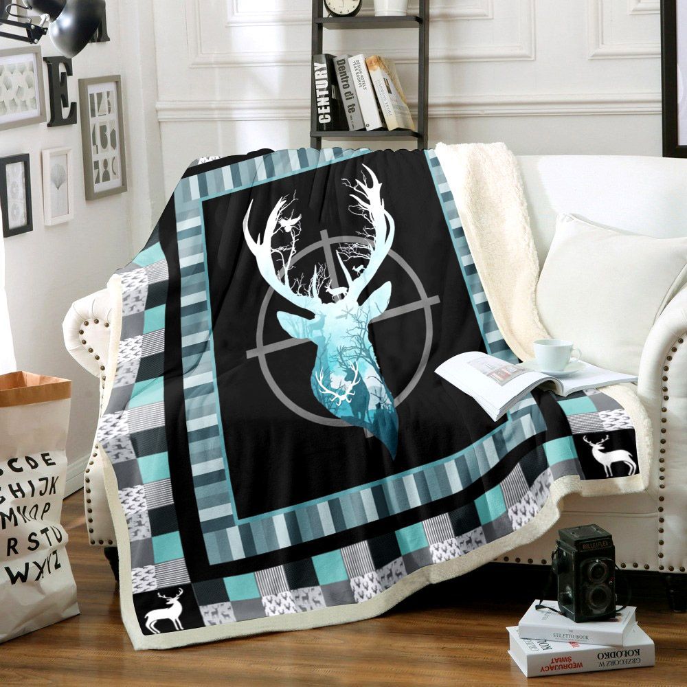 Deer Hunting Sherpa Fleece Blanket