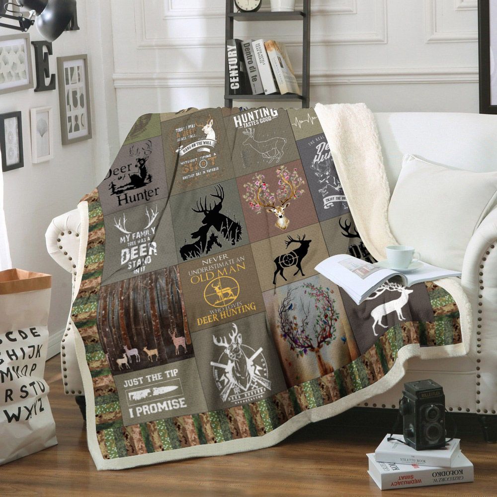 Deer Hunting Sherpa Fleece Blanket