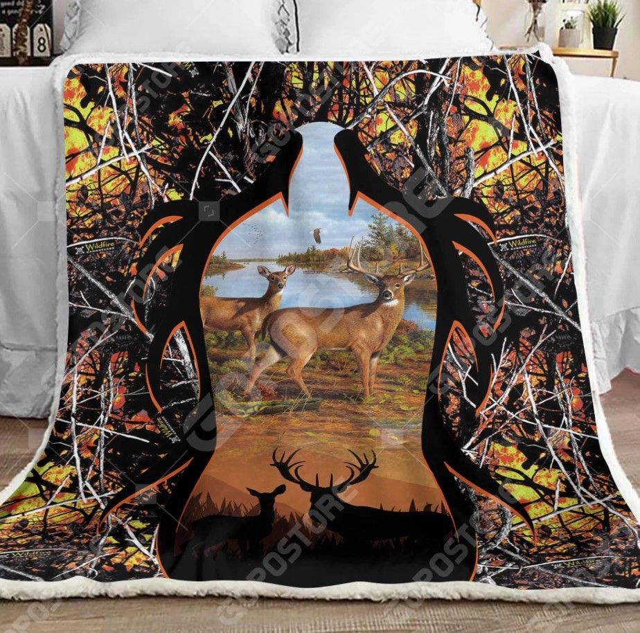 Deer Hunting Sherpa Fleece Blanket