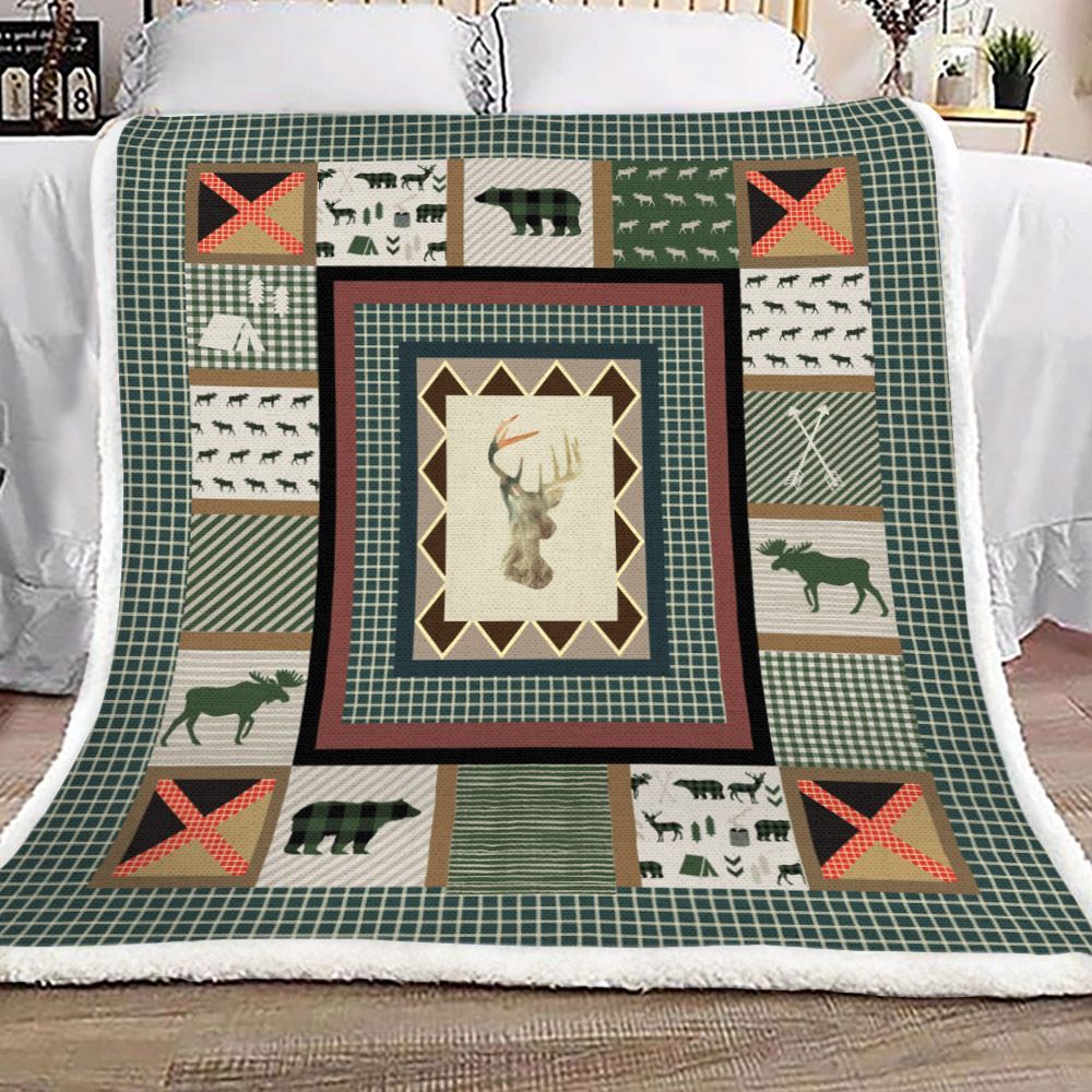 Deer Hunting Sherpa Fleece Blanket