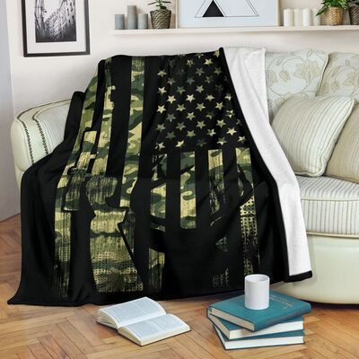 Deer Hunting Usa Flag Sherpa Fleece Blanket