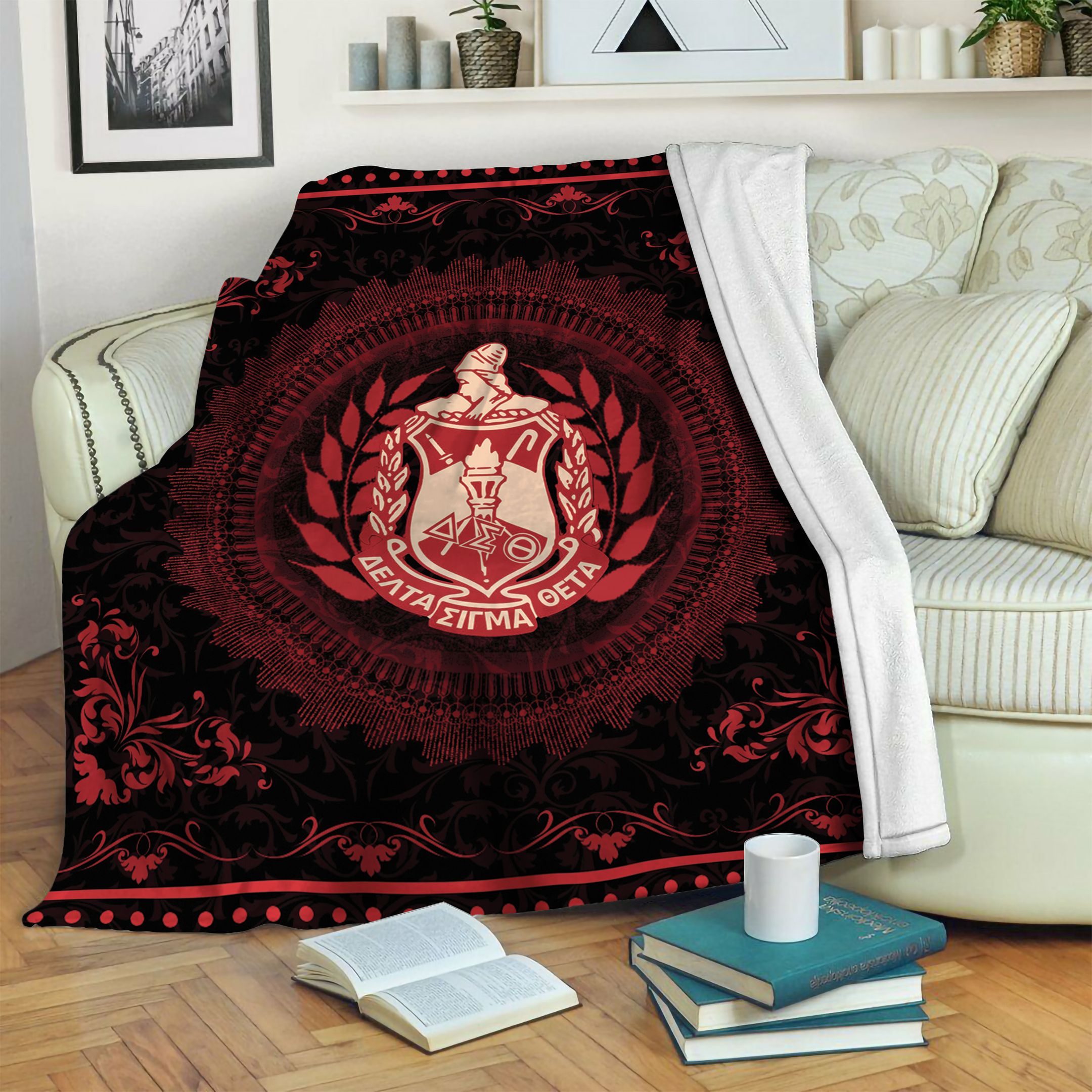 Delta Sigma Theta Fleece Blanket