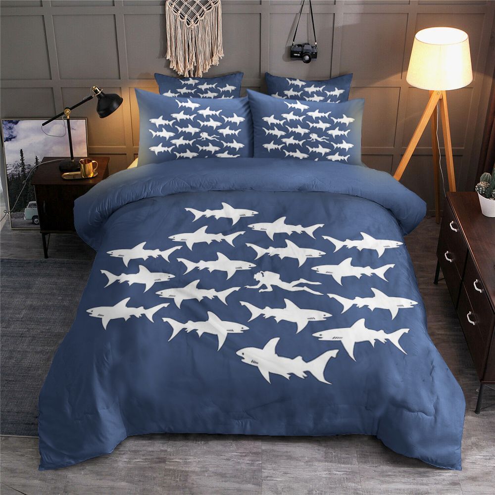 Diver Swimming With Sharks Bedding Set