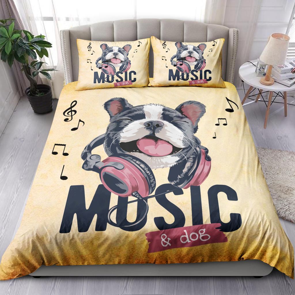 Dog Also Loves Music Bedding Set
