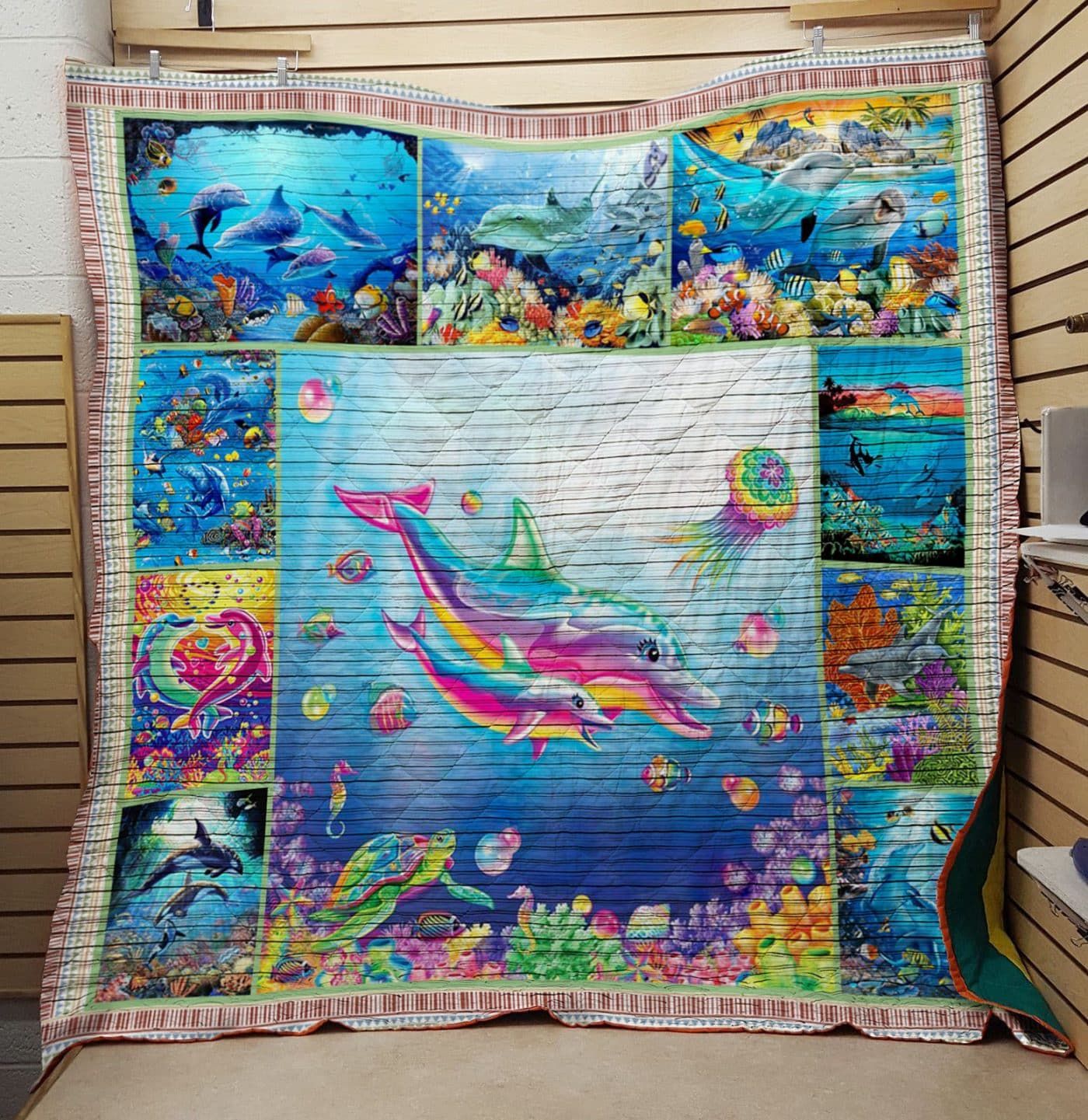 Dolphin Filling Up My Glass Quilt Blanket DHC020120361TD