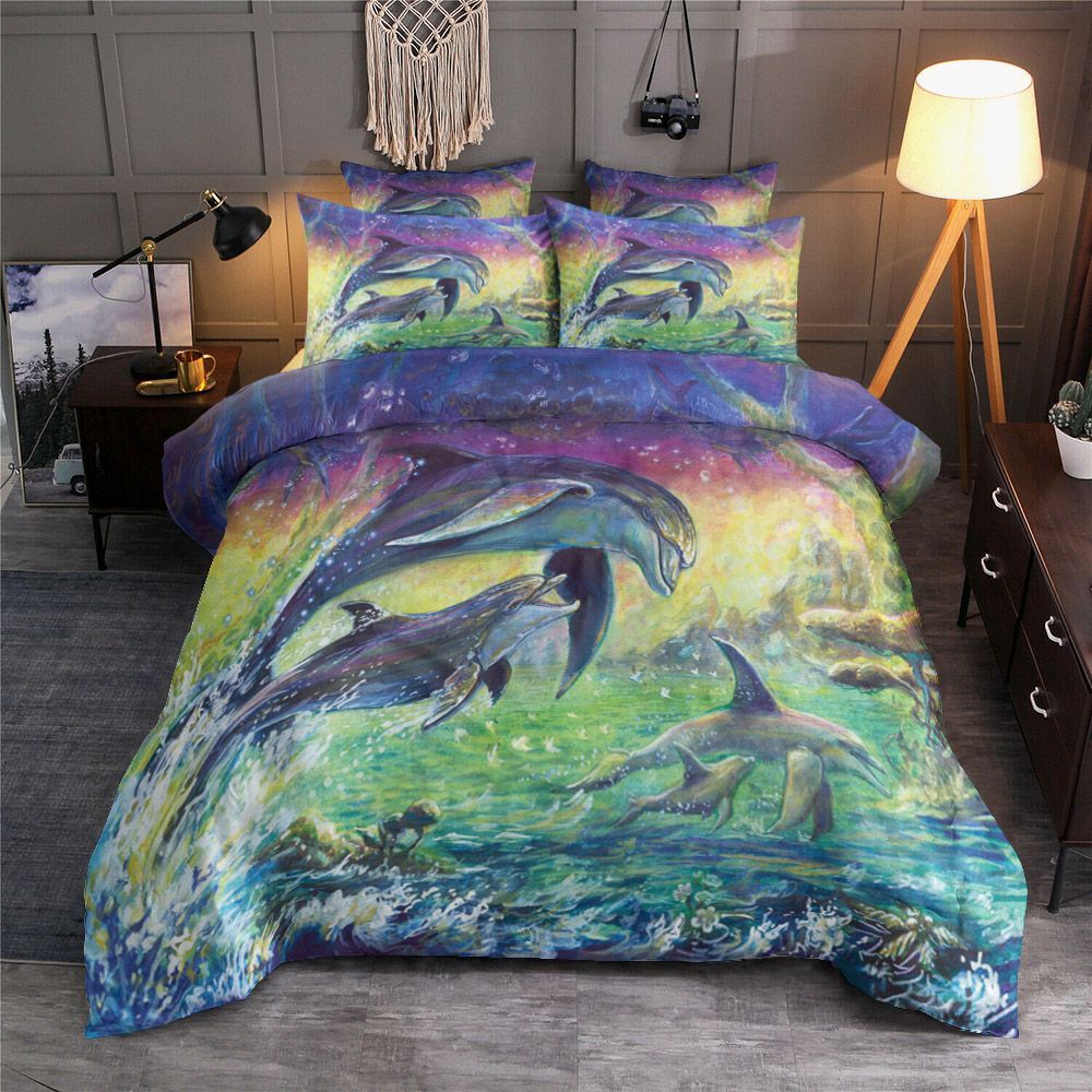 Dolphin Jump On The Sea Bedding Set