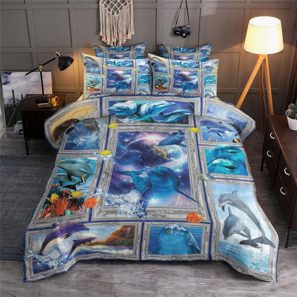 Dolphin Water Splash Frame Bedding Set