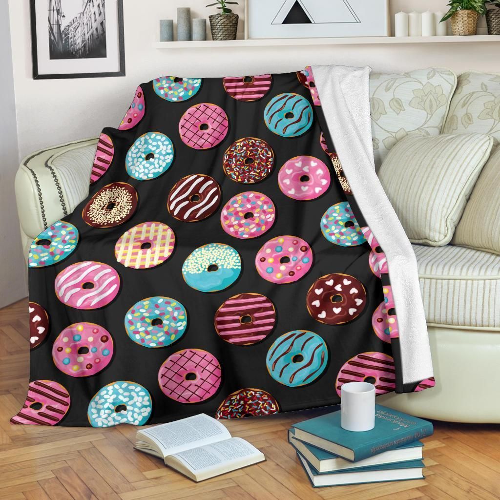 Donut Pattern Print Design Black Fleece Blanket