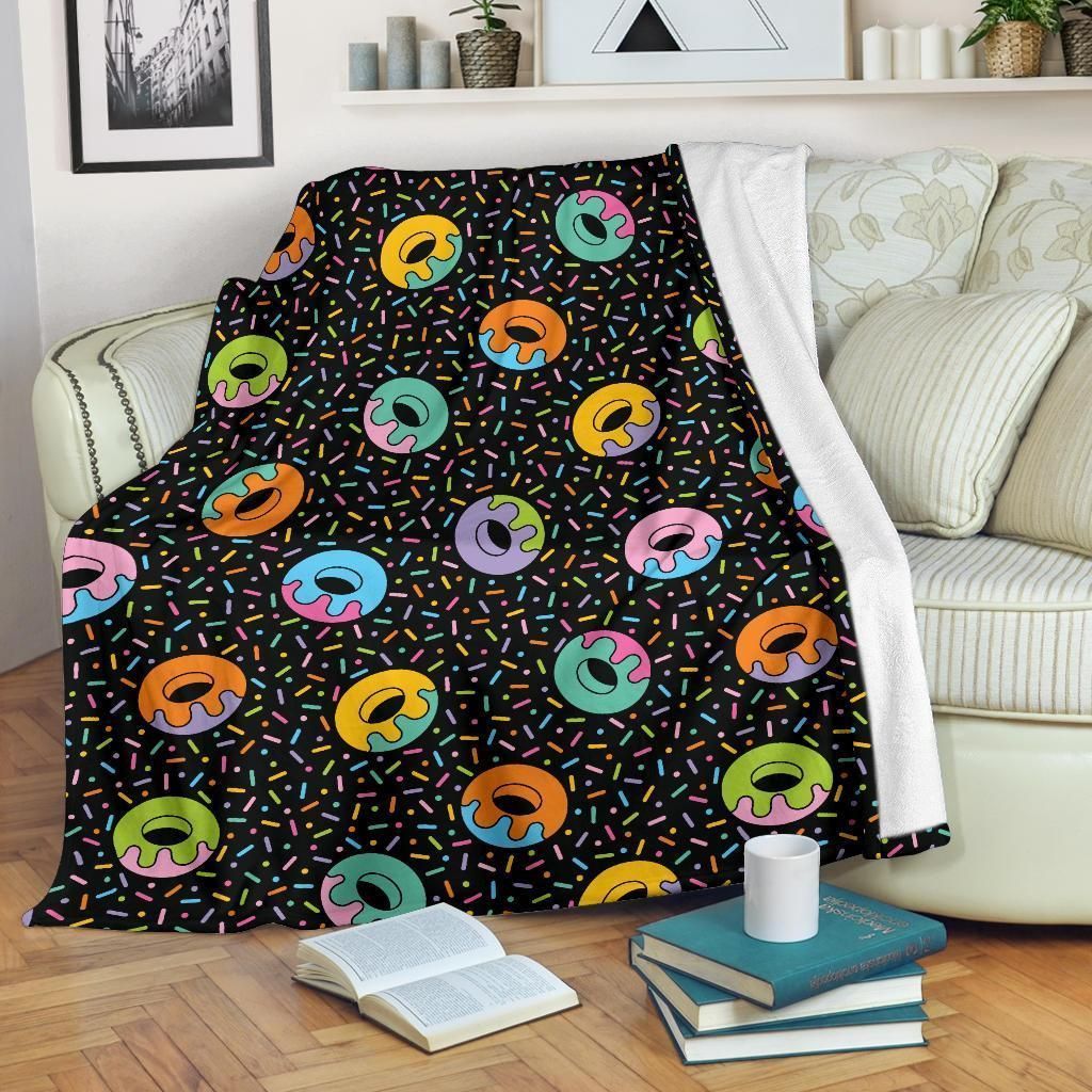 Donut Pattern Print Design Full Color Fleece Blanket