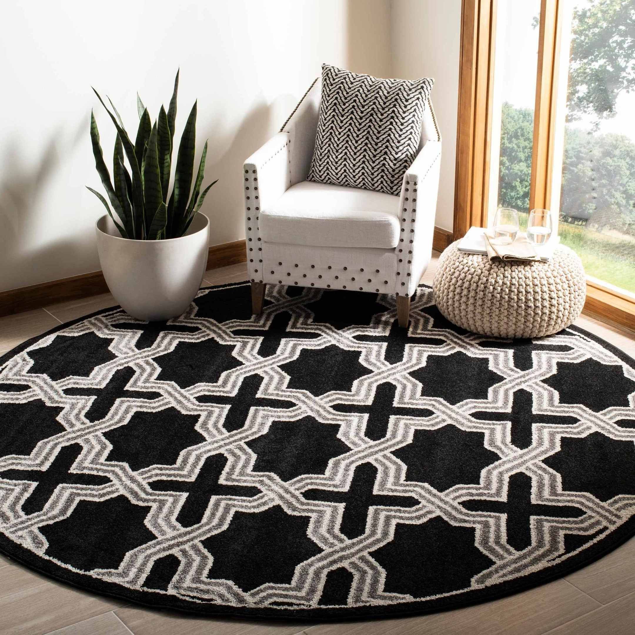 Dovie Modern Round Carpet