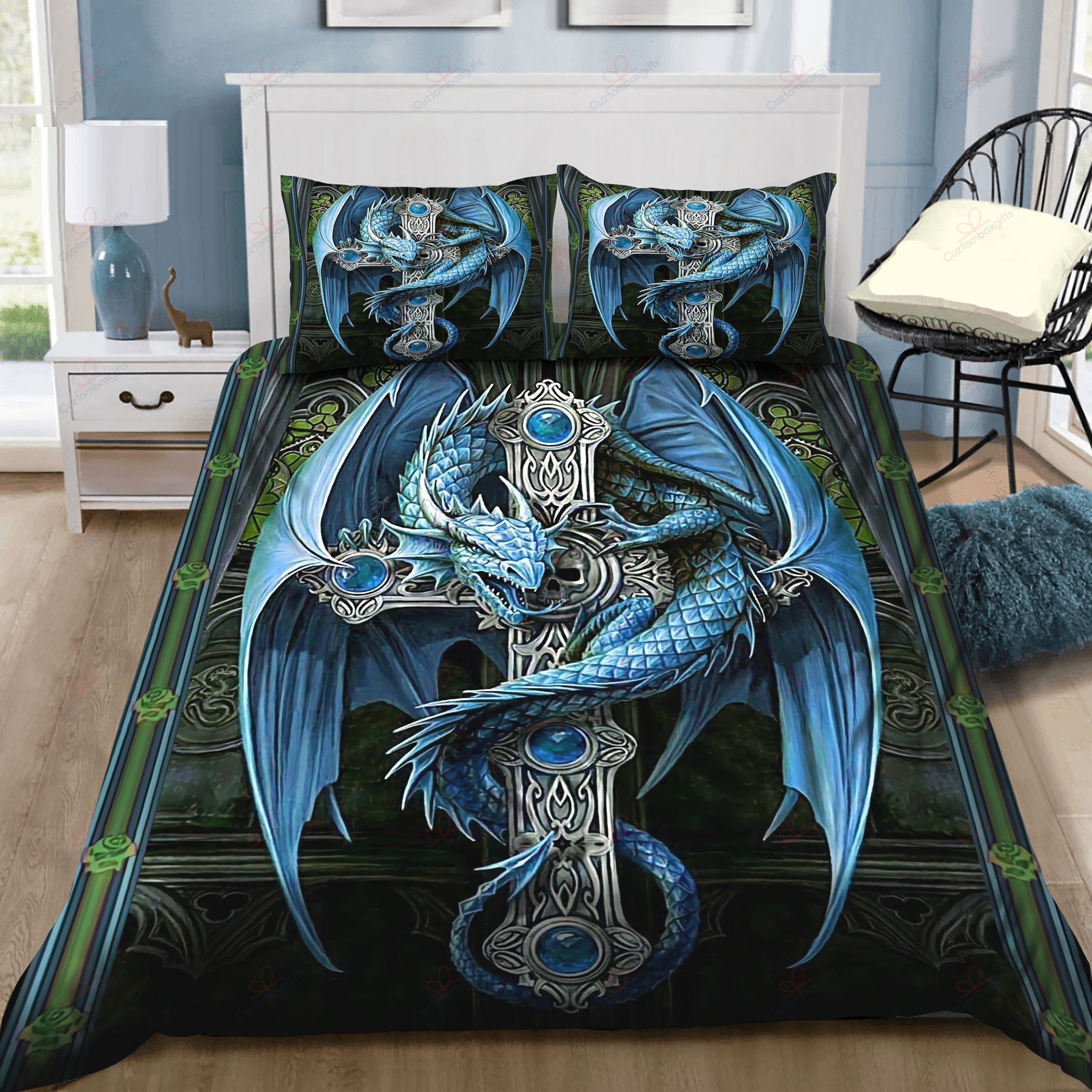 Dragon Fantasy’s Majestic Bedding Set