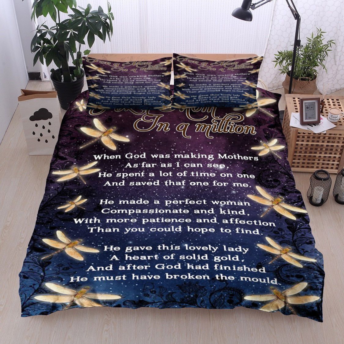 Dragonfly For A Mom In A Million Bedding Set