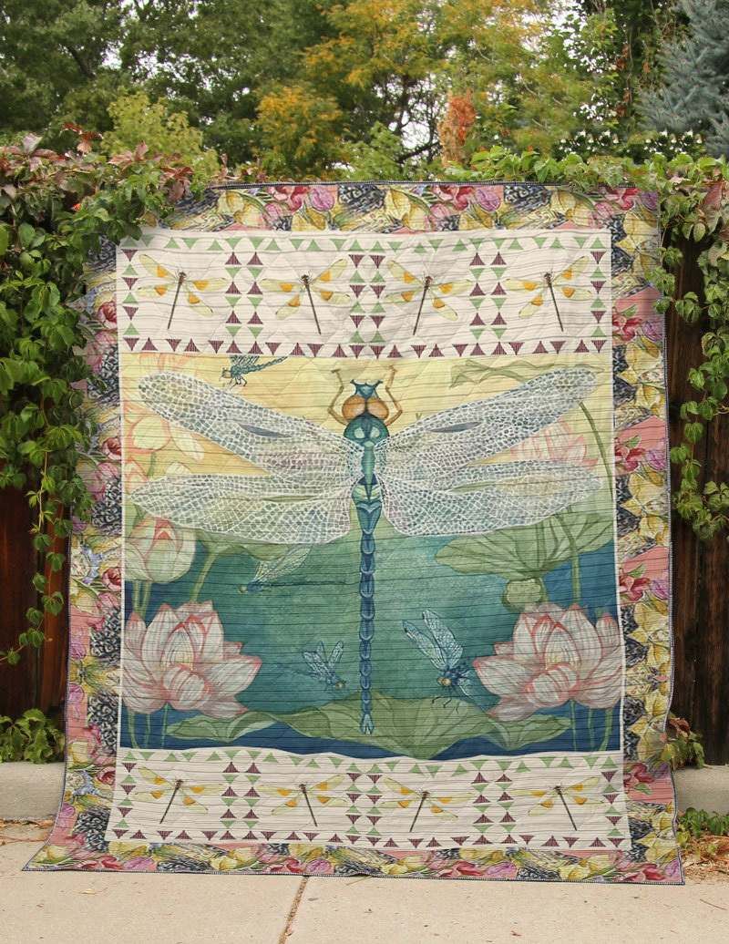 Dragonfly On The Bank CLT270623 Quilt Blanket