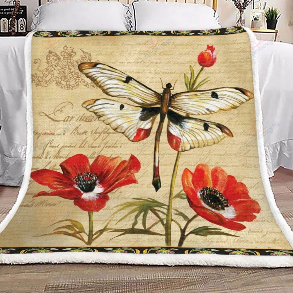 Dragonfly Vintage Fleece Blanket
