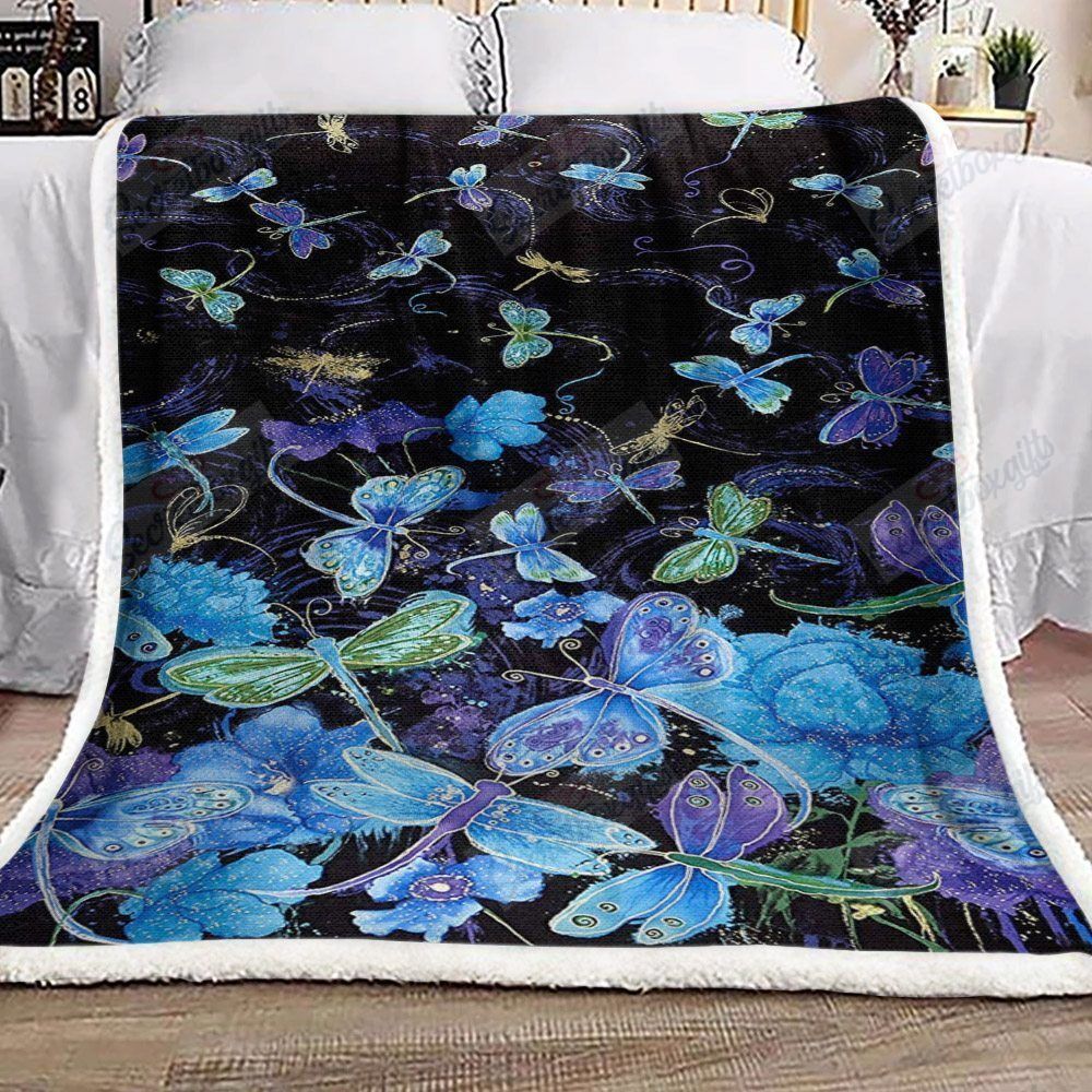 Dragonfly Violet Fleece Blanket