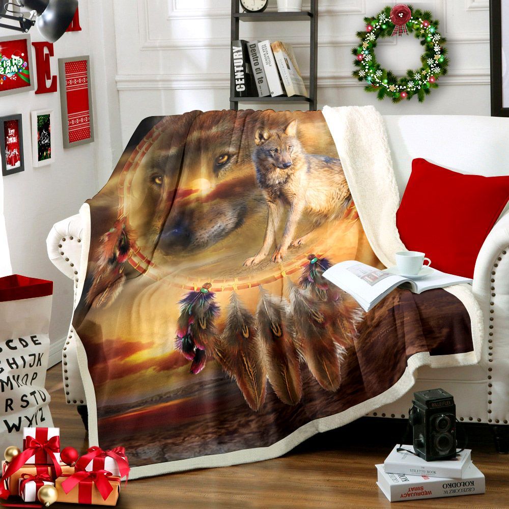 Dreamatcher And Wolf Sherpa Fleece Blanket