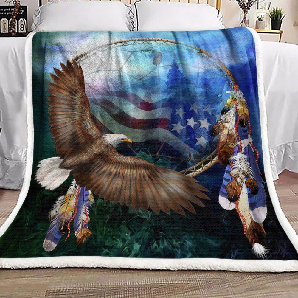 Dreamcatcher Spirit Of Eagle Native American American Flag Sherpa Fleece Blanket