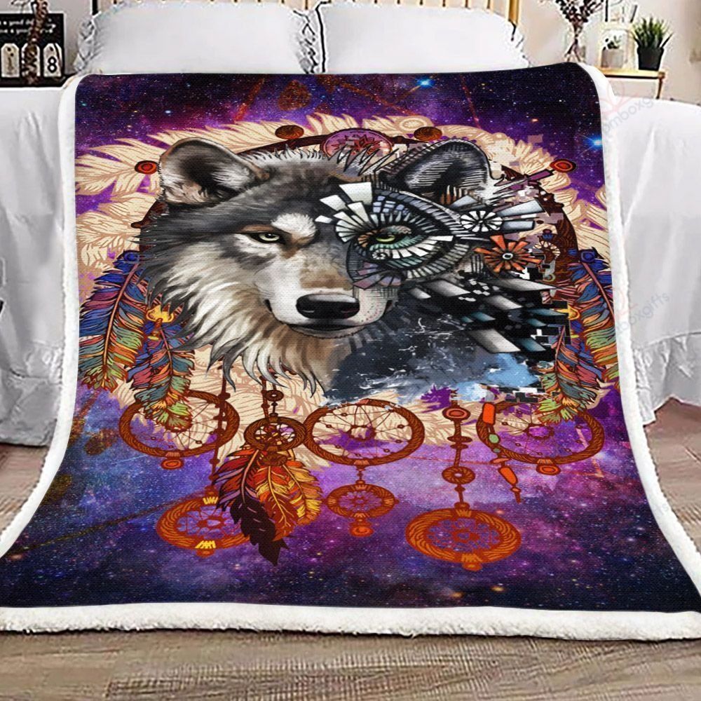 Dreamcatcher Wolf Fleece Blanket