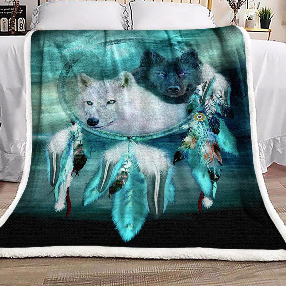 Dreamcatcher Yin Yang Wolf Sherpa Fleece Blanket