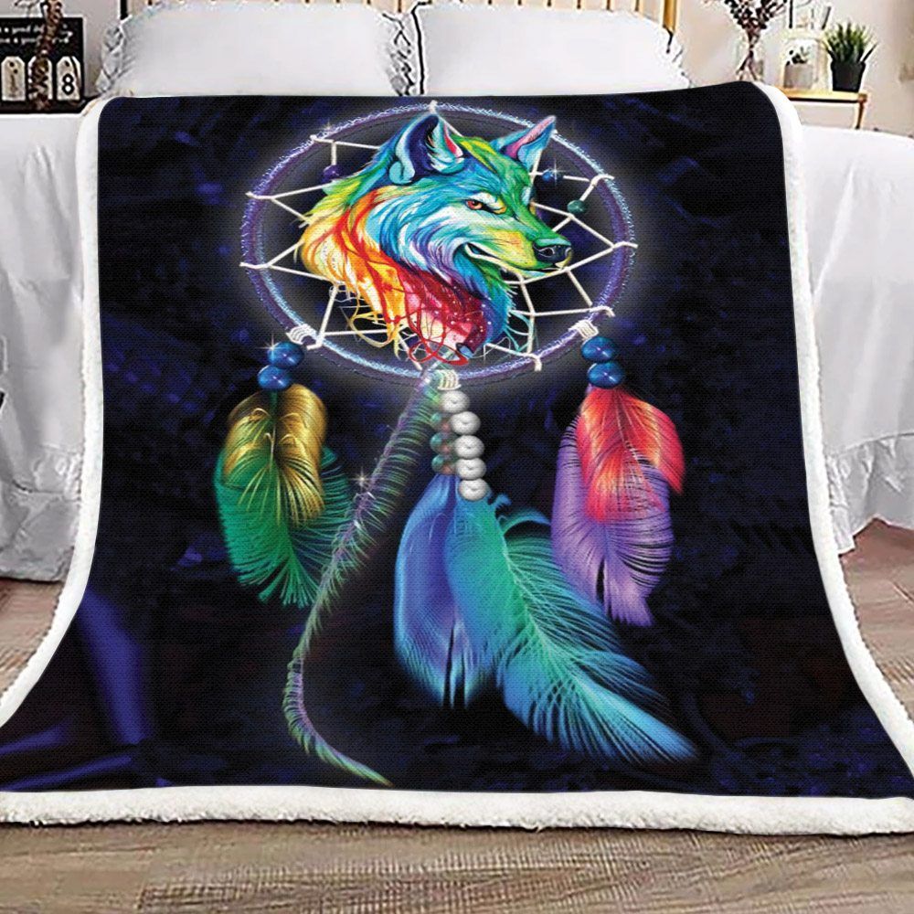 Dreams Of Wolf Sherpa Fleece