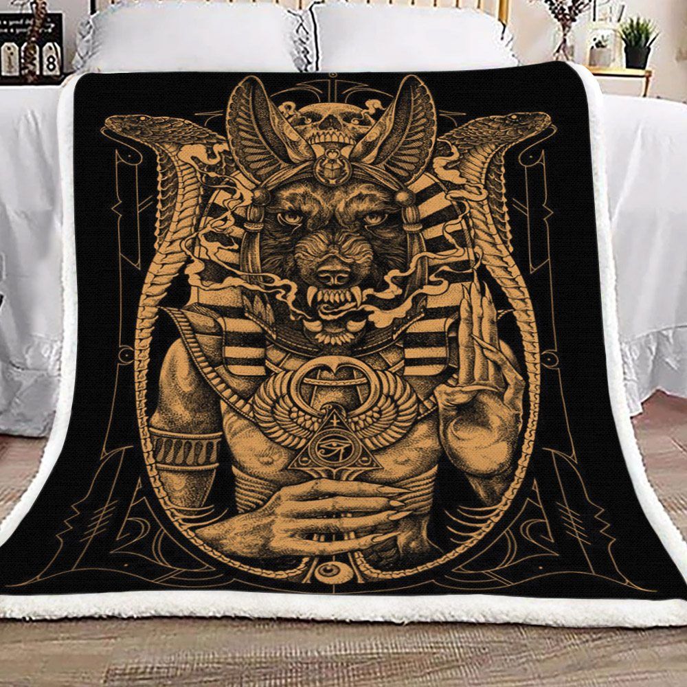 Egypt Wolf Sherpa Fleece