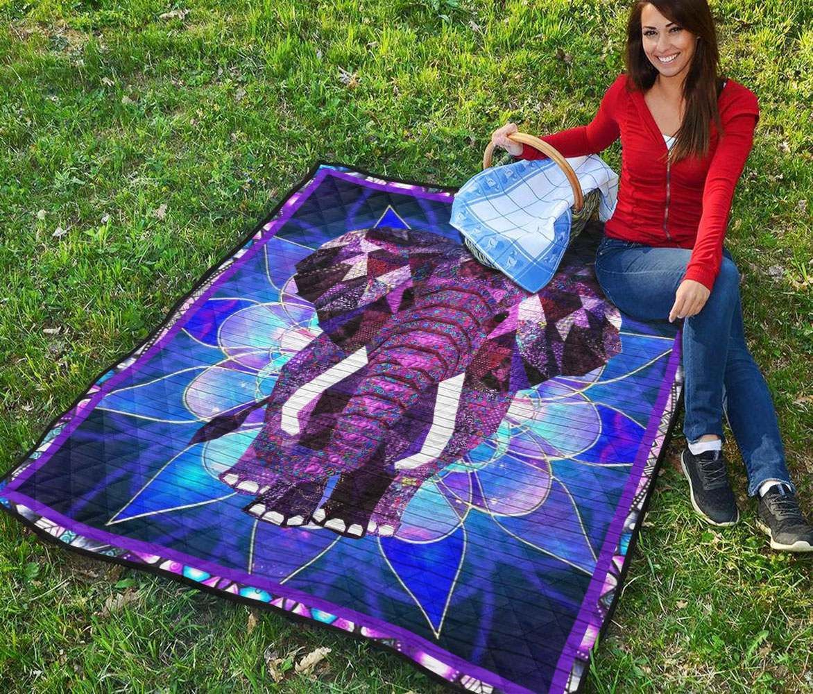 Elephant LI090708A TBG Quilt Blanket