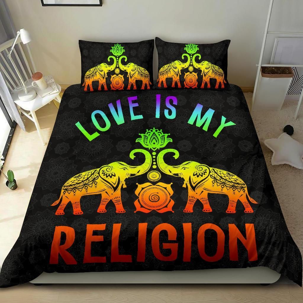 Elephant Religion Love Bedding Set