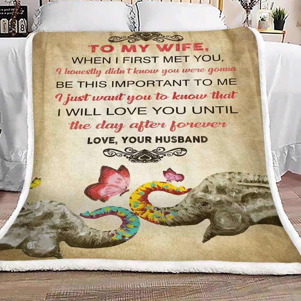 Elephant To My Wife Sherpa Fleece Blanket