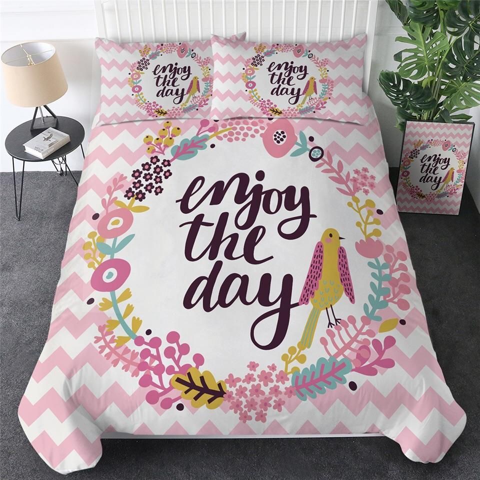 Enjoy The Day Bedding Set