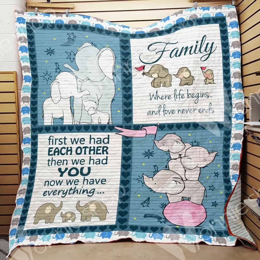 Family Elephant CL15100169MDQ Quilt Blanket
